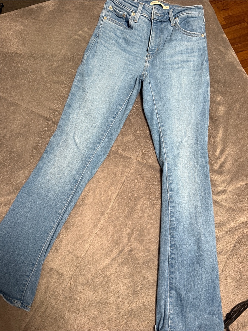 Light Wash Women's Bootcute Jeans – Stretch High Rise Fit.